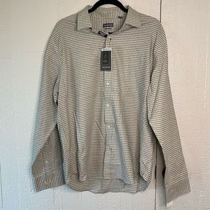 ✨ NWT Men’s Van Heusen Button Up